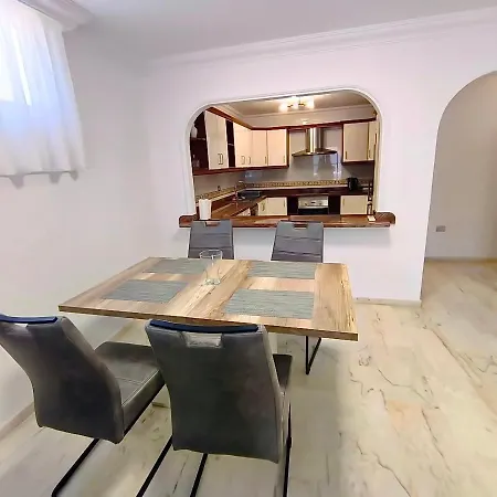 Beautiful 2bed With Fantastic Ocean Views Apartamento Puerto de Santiago (Tenerife)