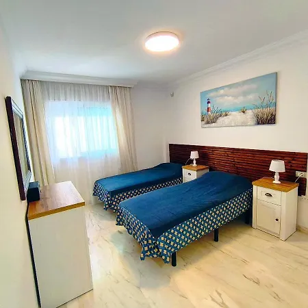 Beautiful 2bed With Fantastic Ocean Views *